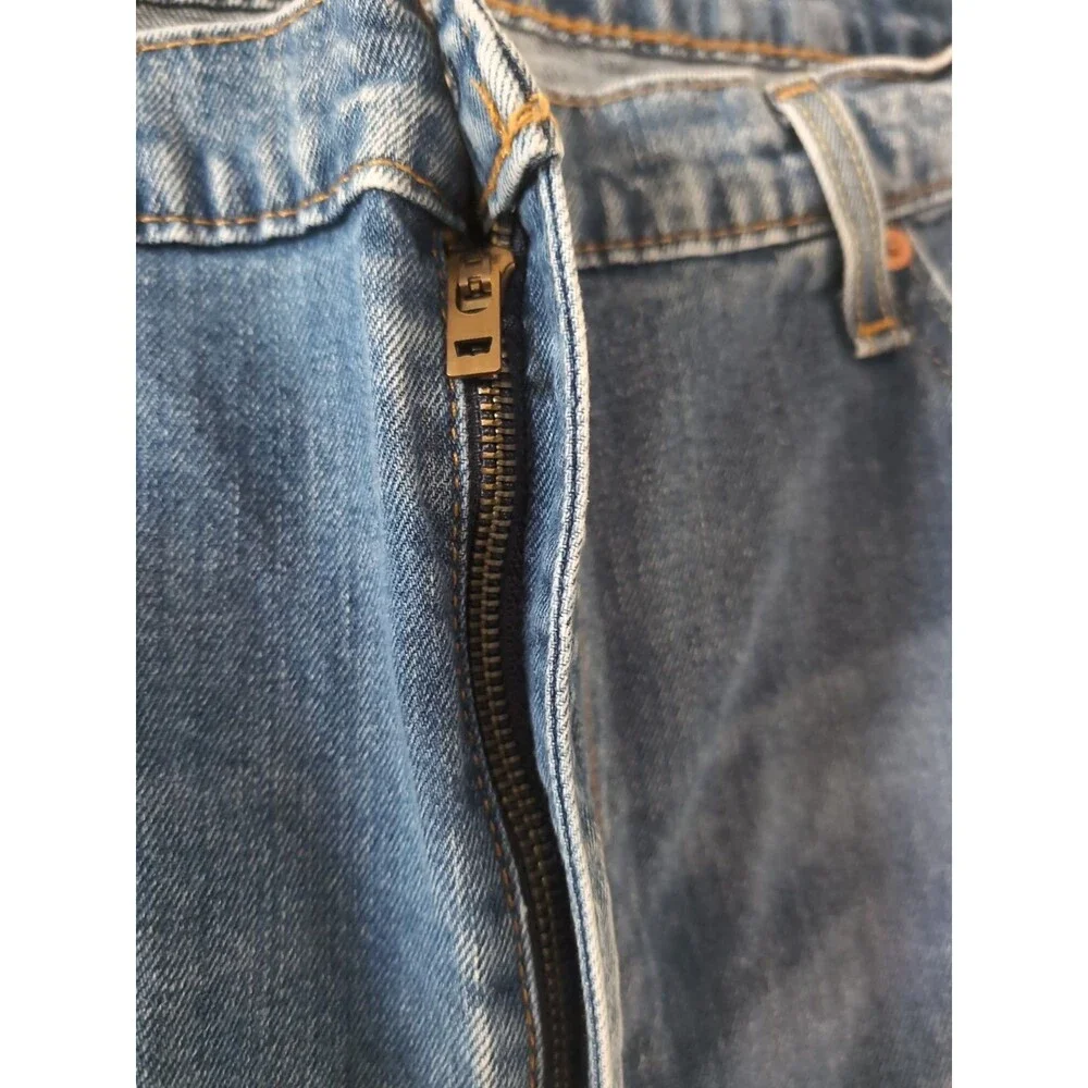 LEVI'S 559 BLUE JEANS Mens 42 x 30 Relaxed Straight LIGHT Wash Stretch